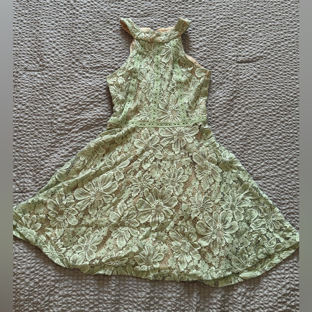 ⚠️Green Lace Dress⚠️